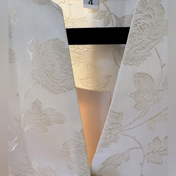 Madrigano (Paris-NY-Milan) 4 Vtg antique brocade w/floral designs 5 button front - Picture 4 of 10